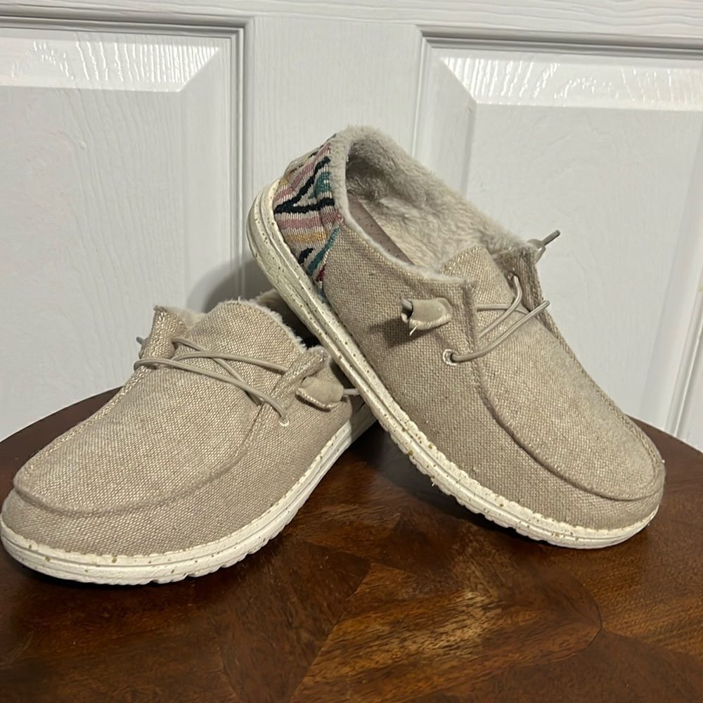 🔥🏝️ WOMEN'S HEYDUDE WENDY FUNK Slip-On Casual Lined Shoes - Size 6 - EXCELLENT